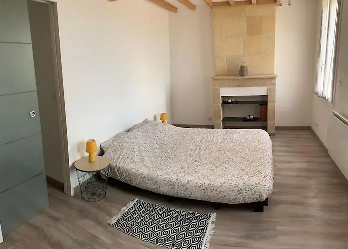 Maison Pierre Vue Sur Vignoble بيت للعطل *