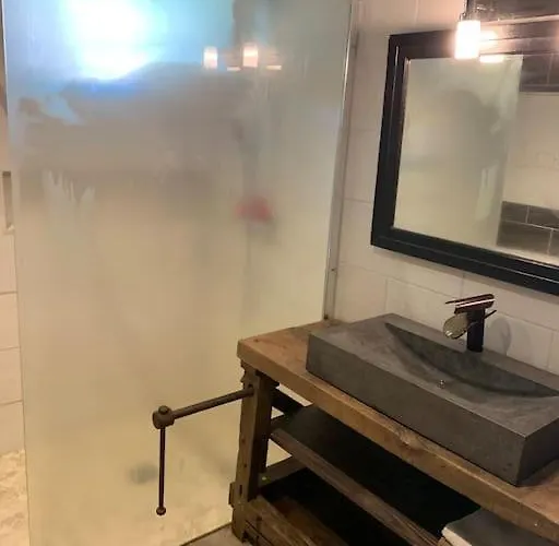 Maison Pierre Vue Sur Vignoble * Labarde